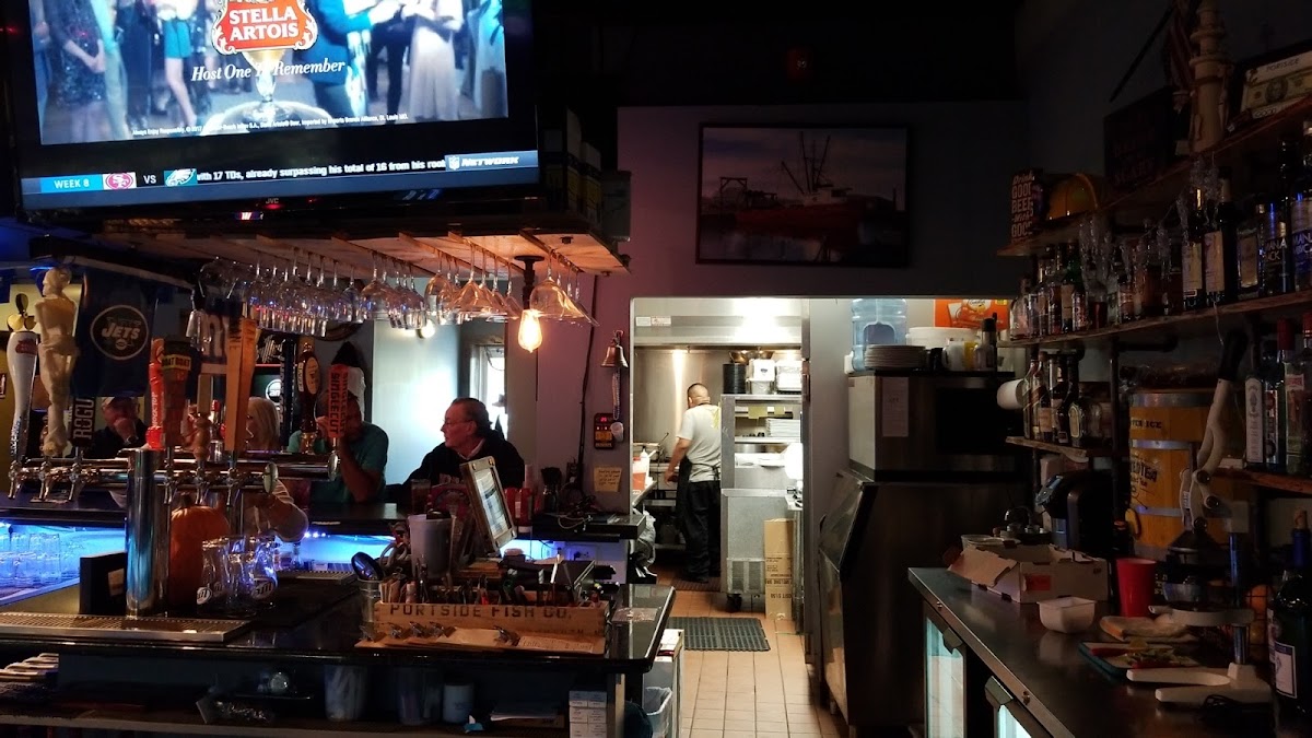 Portside Bar And Liquor